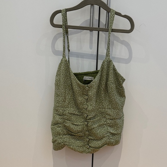 Abercrombie & Fitch Tops - Abercrombie & Fitch Olive Green Floral Ruched Button-Front Camisole